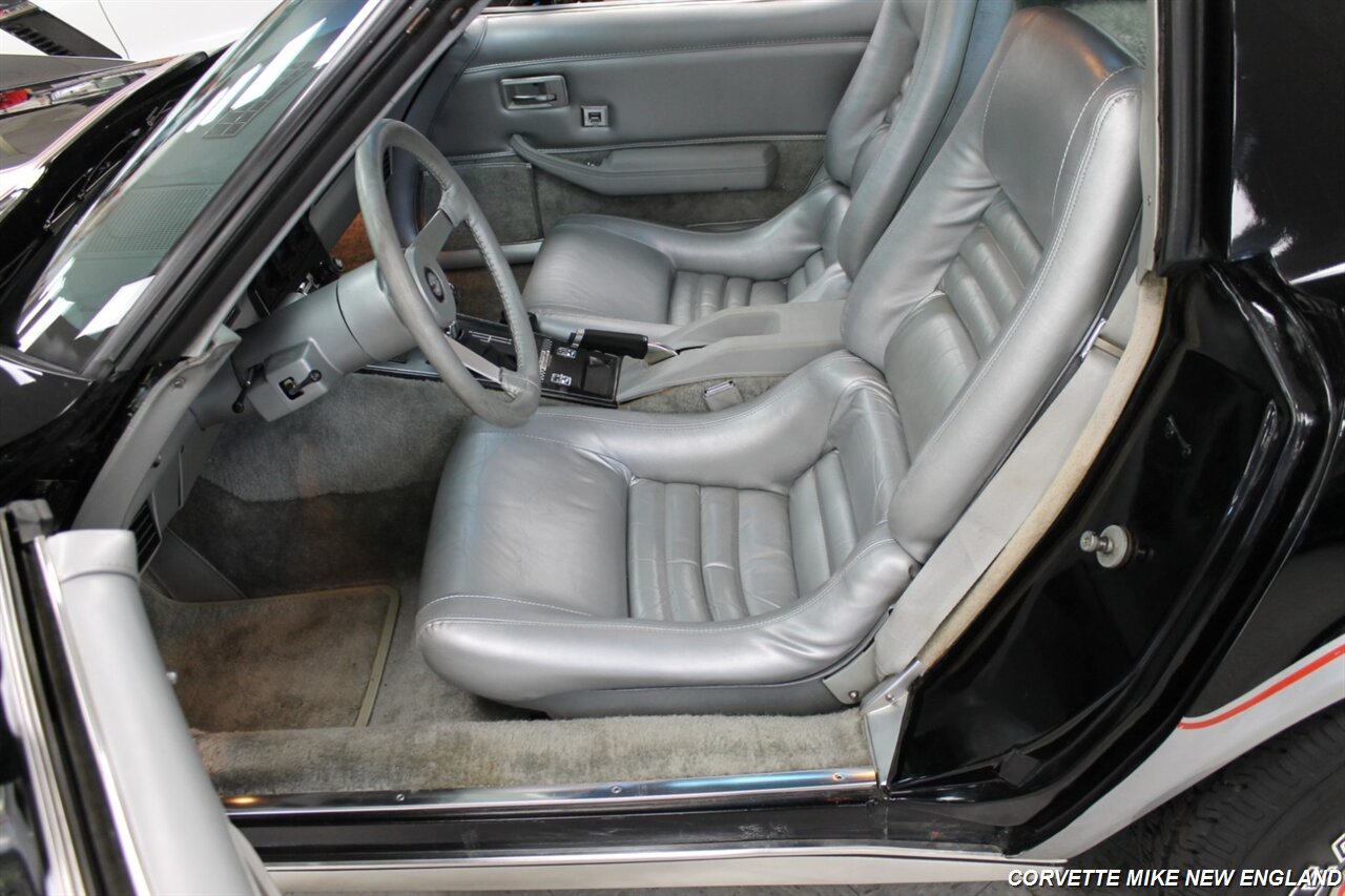1978 Chevrolet Corvette Coupe - Photo 32 - Carver, MA 02330