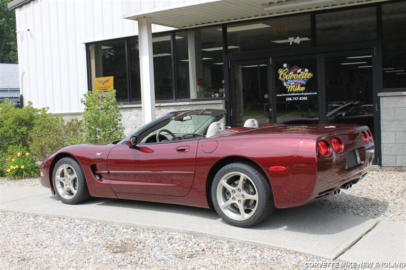 2003 Chevrolet Corvette 11