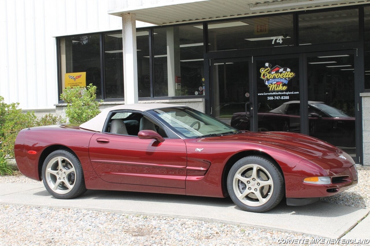 2003 Chevrolet Corvette 50th Anniversary Convertible - Photo 16 - Carver, MA 02330