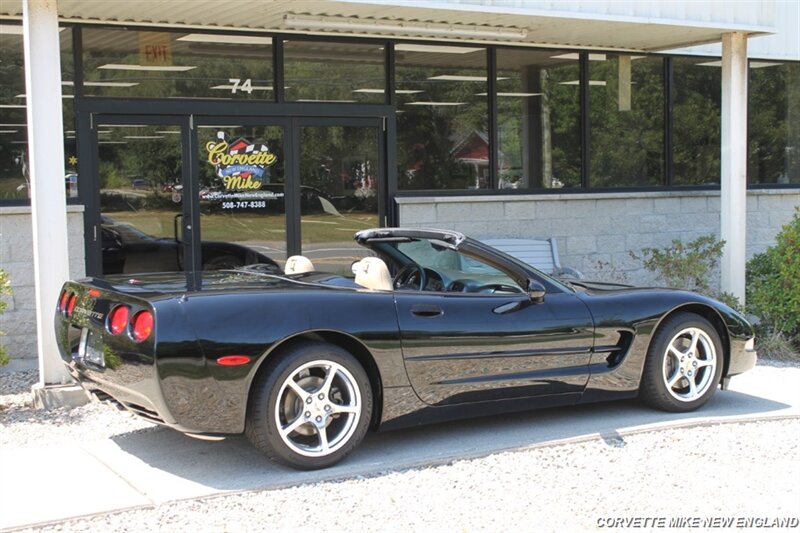 2002 Chevrolet Corvette 34