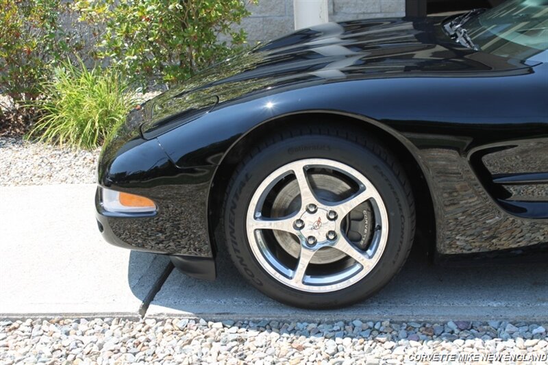 2002 Chevrolet Corvette 18