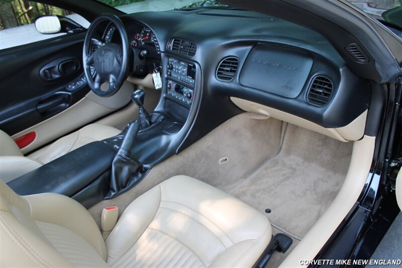2002 Chevrolet Corvette 76