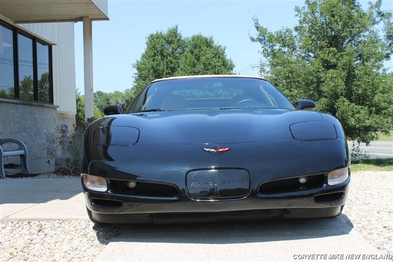 2002 Chevrolet Corvette 16