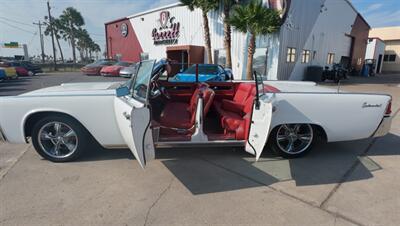 1962 Lincoln Continental   - Photo 2 - San J Uan, TX 78589
