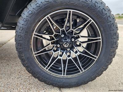 2026 VENOM STRIKE 6SEATER LIFTED   - Photo 22 - San Juan, TX 78589