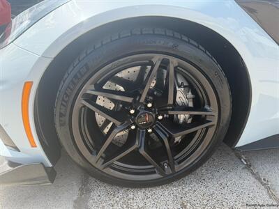 2019 Chevrolet Corvette ZR1  3ZR - Photo 12 - San Juan, TX 78589