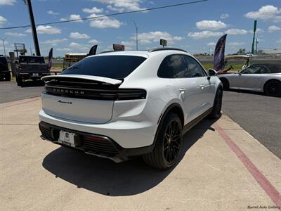 2025 Porsche Macan 4S Electric   - Photo 6 - San Juan, TX 78589