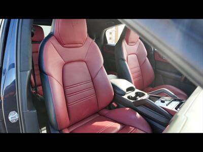 2025 Porsche Cayenne Turbo GT   - Photo 34 - San Juan, TX 78589