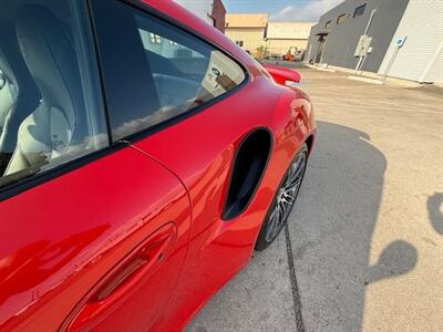 2015 Porsche 911 Turbo S   - Photo 15 - San J Uan, TX 78589