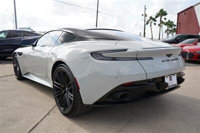 2024 Aston Martin DB12 V8   - Photo 11 - San J Uan, TX 78589