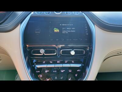 2022 Aston Martin DBX   - Photo 41 - San Juan, TX 78589