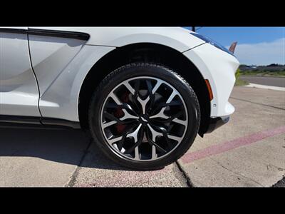 2022 Aston Martin DBX   - Photo 13 - San Juan, TX 78589