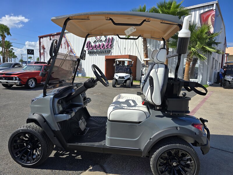 2025 VENOM STRIKE 2 SEATER  