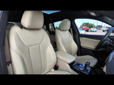2022 BMW X4 xDrive30i   - Photo 40 - San Juan, TX 78589