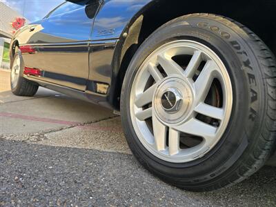 1995 Chevrolet Camaro Z28   - Photo 23 - San J Uan, TX 78589