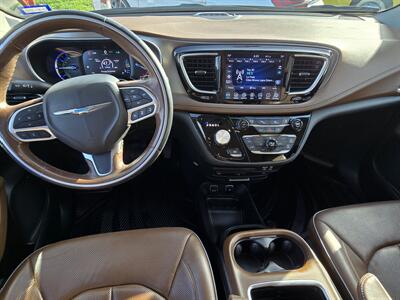 2019 Chrysler Pacifica Limited  eHybrid - Photo 24 - San J Uan, TX 78589