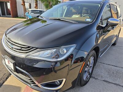 2019 Chrysler Pacifica Limited  eHybrid - Photo 11 - San J Uan, TX 78589