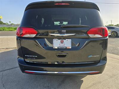 2019 Chrysler Pacifica Limited  eHybrid - Photo 6 - San J Uan, TX 78589