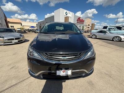 2019 Chrysler Pacifica Hybrid Limited   - Photo 10 - San J Uan, TX 78589