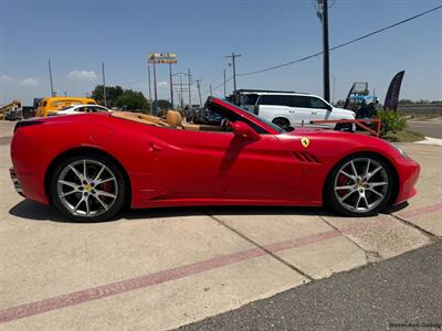 2012 Ferrari California   - Photo 13 - San Juan, TX 78589