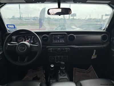 2023 Jeep Gladiator Sport   - Photo 26 - San Juan, TX 78589