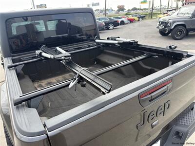 2023 Jeep Gladiator Sport   - Photo 12 - San Juan, TX 78589