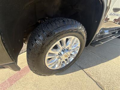 2023 Chevrolet Silverado 2500 High Country   - Photo 13 - San J Uan, TX 78589