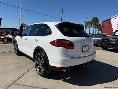 2014 Porsche Cayenne Turbo   - Photo 10 - San Juan, TX 78589