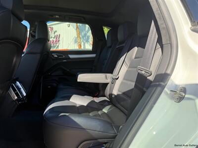 2014 Porsche Cayenne Turbo   - Photo 31 - San Juan, TX 78589