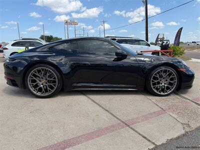 2023 Porsche 911 Carrera S   - Photo 12 - San Juan, TX 78589