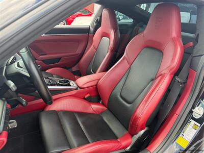 2023 Porsche 911 Carrera S   - Photo 2 - San Juan, TX 78589