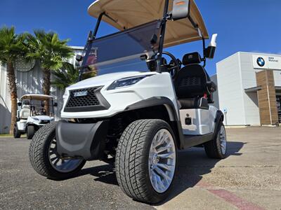 2025 VENOM STRIKE 2- SEATER   - Photo 11 - San J Uan, TX 78589