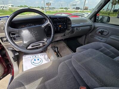 1995 Chevrolet K1500 Cheyenne 2dr K1500 Cheyenne   - Photo 30 - San J Uan, TX 78589