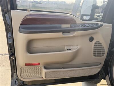 2005 Ford Excursion Limited   - Photo 38 - San Juan, TX 78589