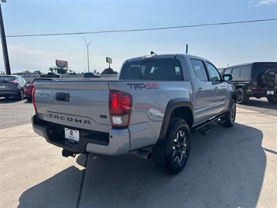 2019 Toyota Tacoma TRD Off-Road 4x4 V6   - Photo 12 - San J Uan, TX 78589