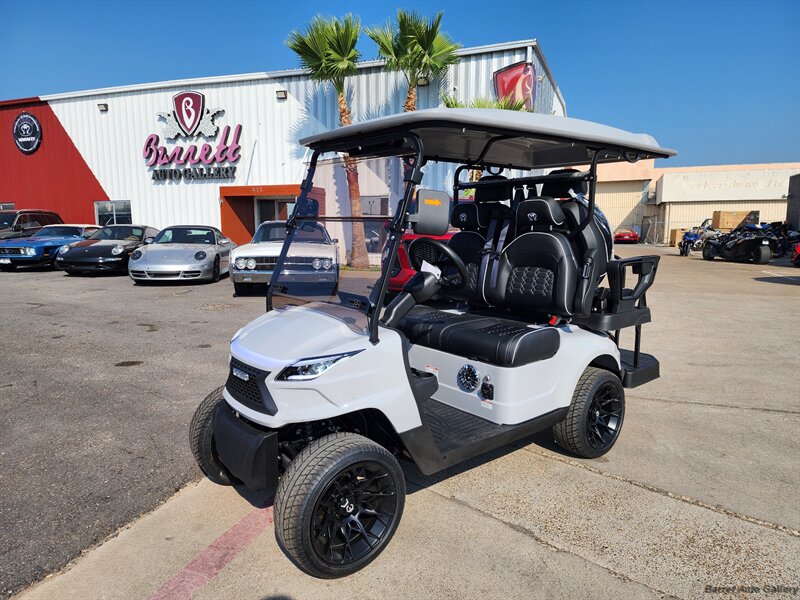 2026 VENOM STRIKE 2+2  