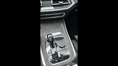 2021 BMW X5 xDrive40i  M-package - Photo 20 - San Juan, TX 78589