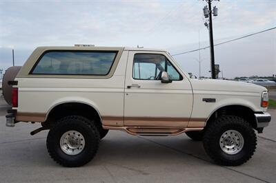 1995 Ford Bronco XL 2dr XL   - Photo 23 - San J Uan, TX 78589