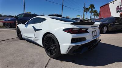 2024 Chevrolet Corvette Z06   - Photo 8 - San J Uan, TX 78589