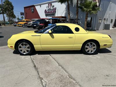 2002 Ford Thunderbird Deluxe   - Photo 2 - San Juan, TX 78589