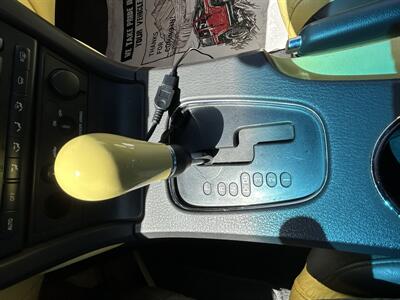 2002 Ford Thunderbird Deluxe   - Photo 19 - San Juan, TX 78589