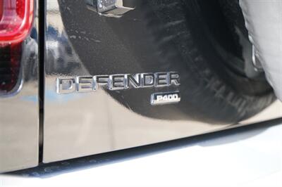 2023 Land Rover Defender 110 SE P400   - Photo 12 - San J Uan, TX 78589