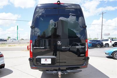 2024 Mercedes-Benz Sprinter 3500XD  Custom - Photo 13 - San J Uan, TX 78589