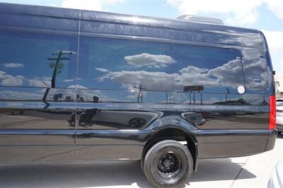 2024 Mercedes-Benz Sprinter 3500XD  Custom - Photo 8 - San J Uan, TX 78589