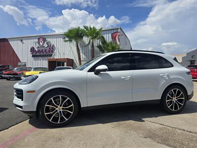 2024 Porsche Cayenne S   - Photo 1 - San J Uan, TX 78589