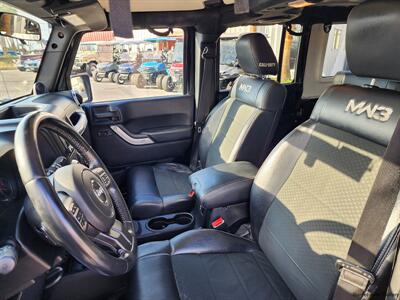 2012 Jeep Wrangler Unlimited Rubicon   - Photo 2 - San Juan, TX 78589