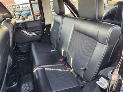 2012 Jeep Wrangler Unlimited Rubicon   - Photo 15 - San Juan, TX 78589