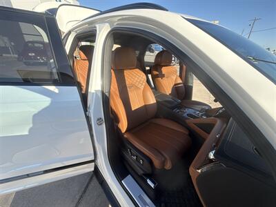 2024 Bentley Bentayga A V8   - Photo 26 - San J Uan, TX 78589