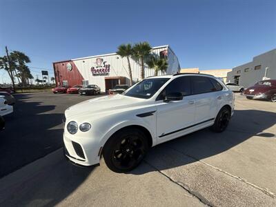 2024 Bentley Bentayga A V8   - Photo 1 - San J Uan, TX 78589