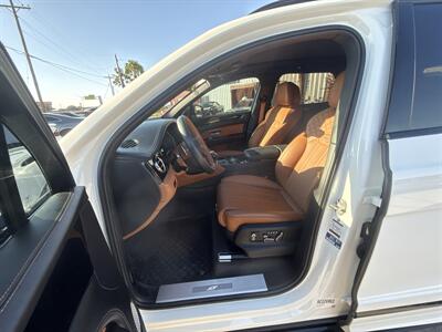 2024 Bentley Bentayga A V8   - Photo 2 - San J Uan, TX 78589